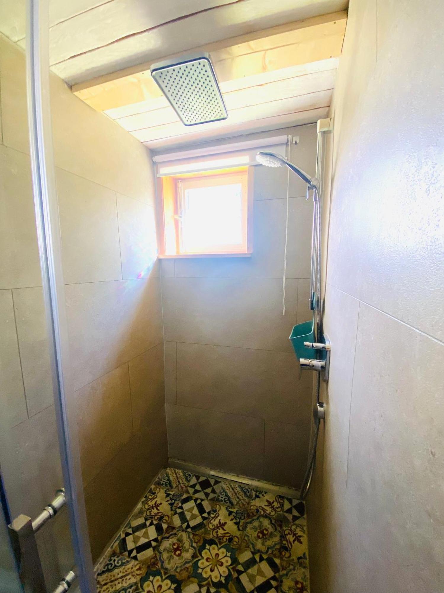 Ganze Wohnung - Erdgeschoss - Sehr Ruhig - Hundefreundlich - Regendusche - Bodenheizung - Kueche - Easy Check-In Mit Schluesselbox Nehren  Exteriér fotografie