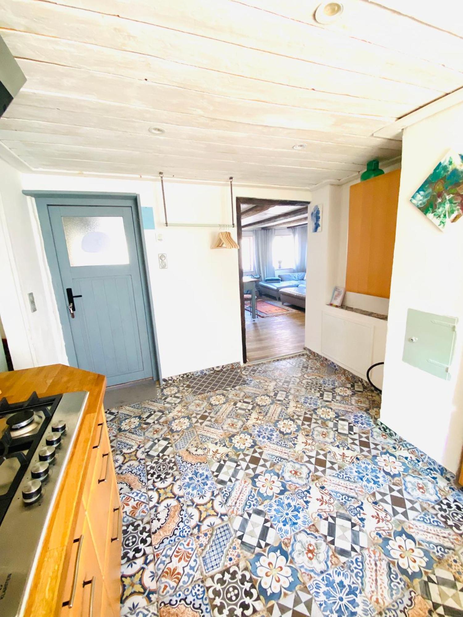Ganze Wohnung - Erdgeschoss - Sehr Ruhig - Hundefreundlich - Regendusche - Bodenheizung - Kueche - Easy Check-In Mit Schluesselbox Nehren  Exteriér fotografie